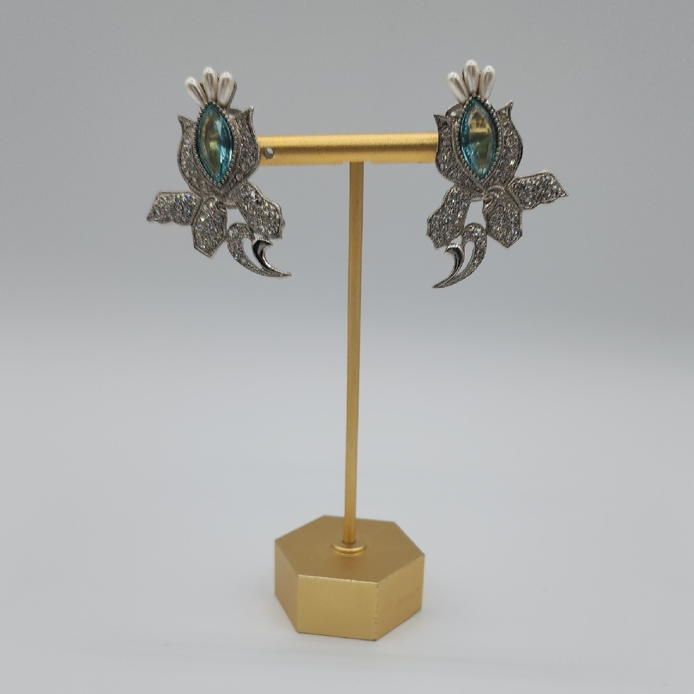 1928 Silver and Blue Floral Earrings